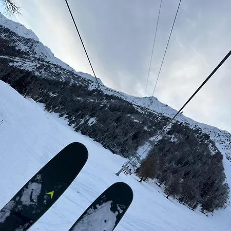 公寓 Cosy For 5 Near Lift, Les Gentianes 莱斯克伦斯