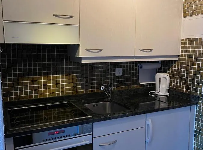 아파트 Cosy For 5 Near Lift, Les Gentianes