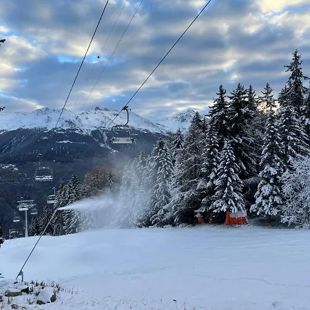 Апартаменты Cosy For 5 Near Lift, Les Gentianes *